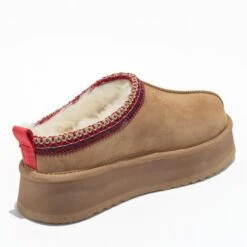 Premium Tassie Platform Ugg Slippers -Chic Clothing Store ugg premium tassie platform slippers 260234