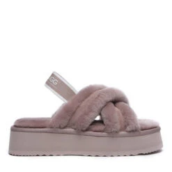 UGG Sayuri Platform Cross Slides -Chic Clothing Store ugg sayuri platform cross slides 452302