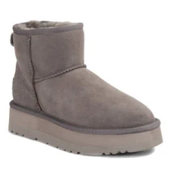 UGG Supreme Classic Mini Platform 40 UGG Supreme Classic Mini Platform -Chic Clothing Store ugg supreme classic mini platform 298301