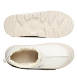 UGG Premium Adjustable Platform Slippers -Chic Clothing Store w5 84ec85aa d04c 4d79 bca5 4c1d5a31ccf3